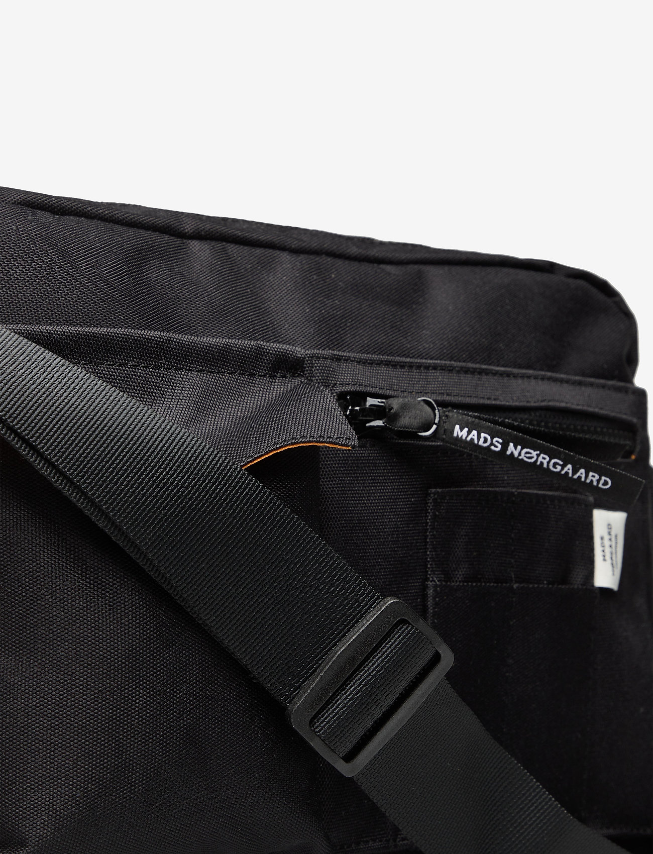 Mads Nørgaard - Bel One Cappa Bag FAV - fashion trends - black - 3