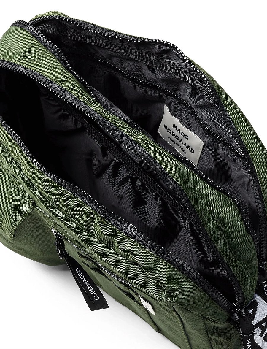 Mads Nørgaard - Bel One Cappa Bag FAV - moetrendid - black forest - 1