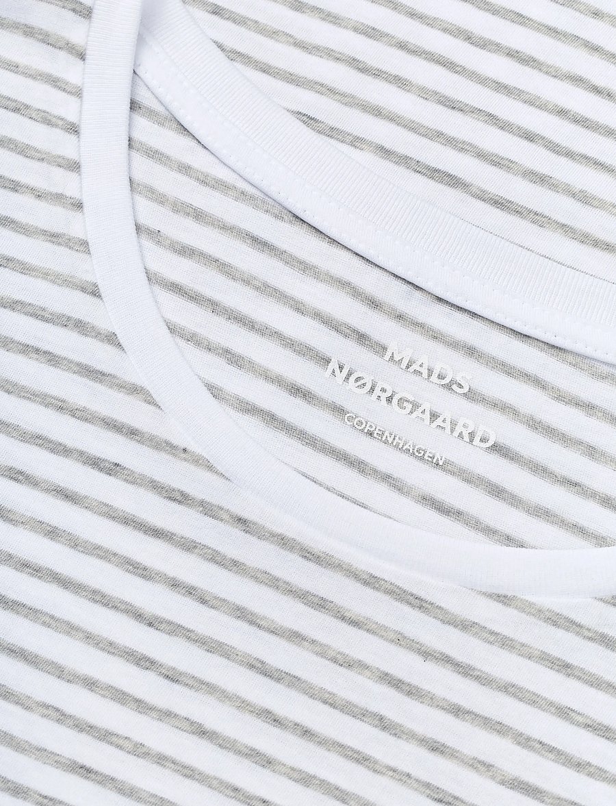 Mads Nørgaard - Organic Favorite Stripe Teasy - t-shirts - briliant white/light grey - 1
