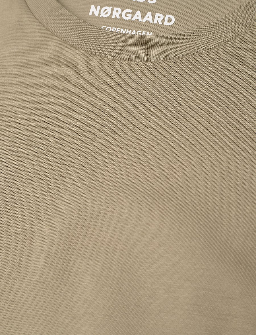 Mads Nørgaard - Fine Jersey Thor Tee FAV - kortærmede t-shirts - overland trek - 2