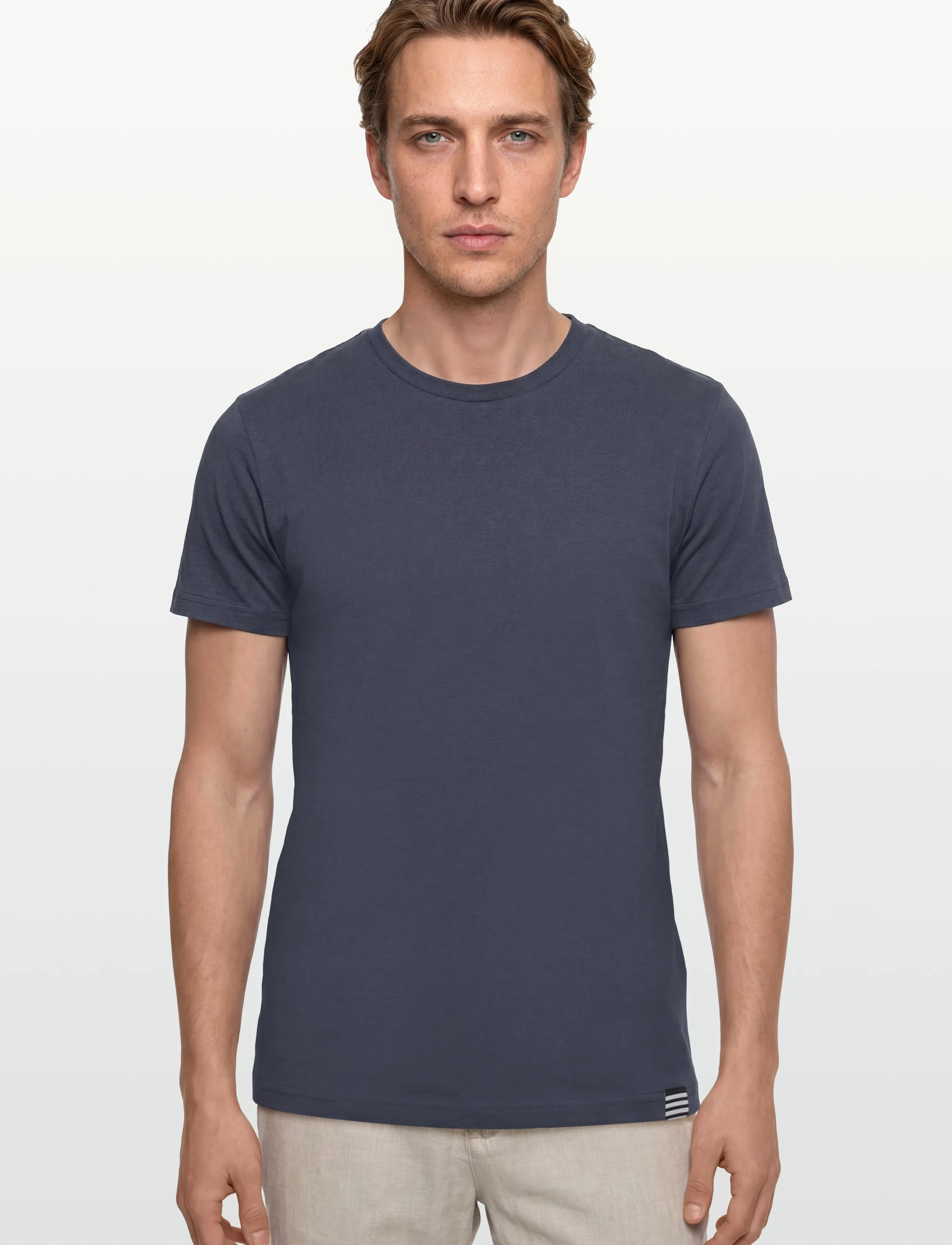 Mads Nørgaard - Fine Jersey Thor Tee FAV - kurzärmelige t-shirts - parisian night - 3