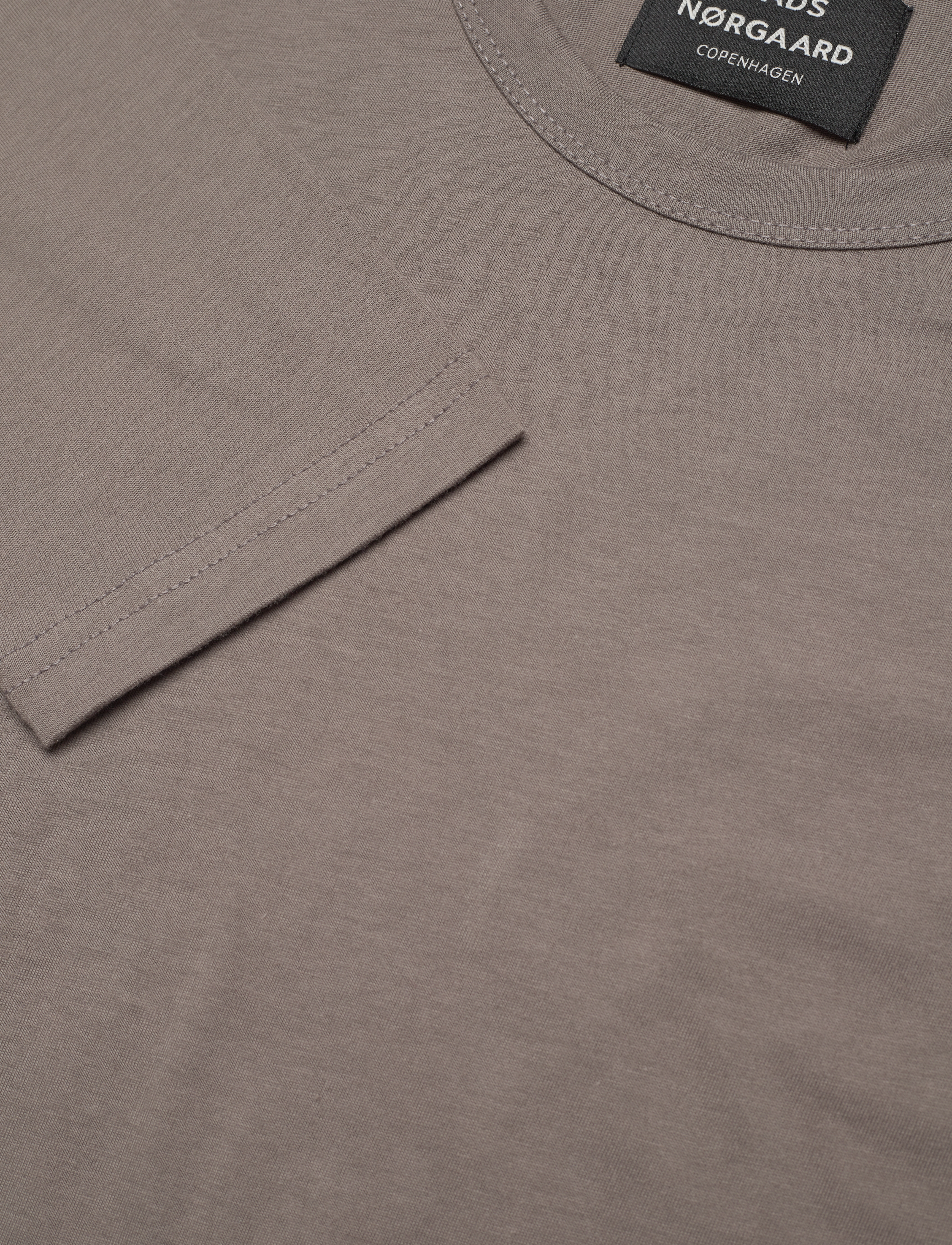 Mads Nørgaard - Organic Thor Tee LS - brushed nickel - 3