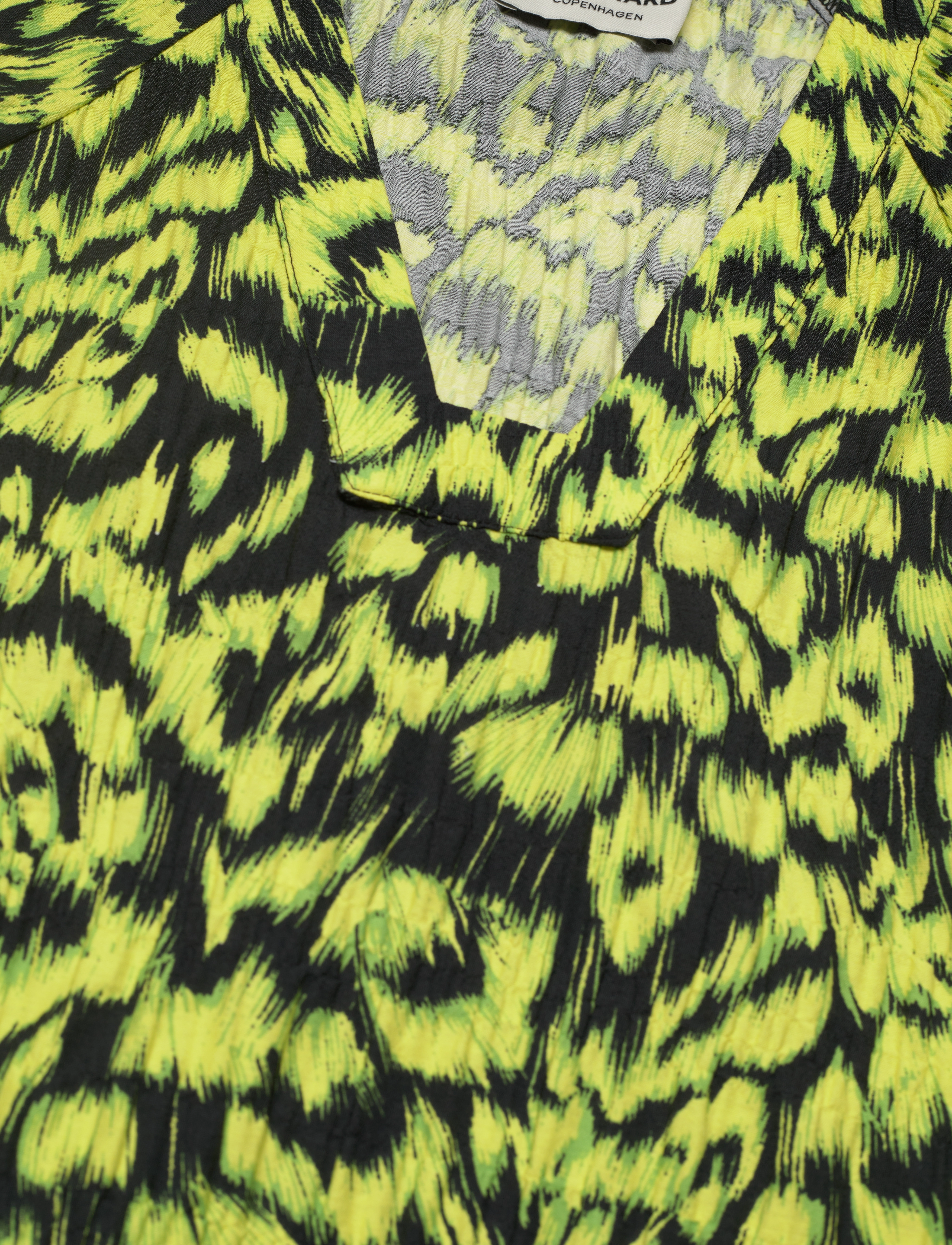 Mads Nørgaard - Chakra Tera Top AOP - kortærmede bluser - animal aop evening primrose - 2