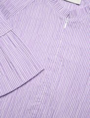 Mads Nørgaard - Crinckle Pop Dupina Dress - skjortklänningar - purple hebe / snow white - 3