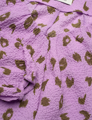 Mads Nørgaard - Bumpy Flower Bellini Dress - midi kjoler - brushed dot aop lavendula - 2
