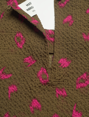 Mads Nørgaard - Bumpy Flower Rodgau Top - short-sleeved blouses - brushed dot aop fir green - 3
