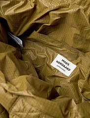 Mads Nørgaard - Tech Ripstop Pillow Bag - tote bags - fir green - 3