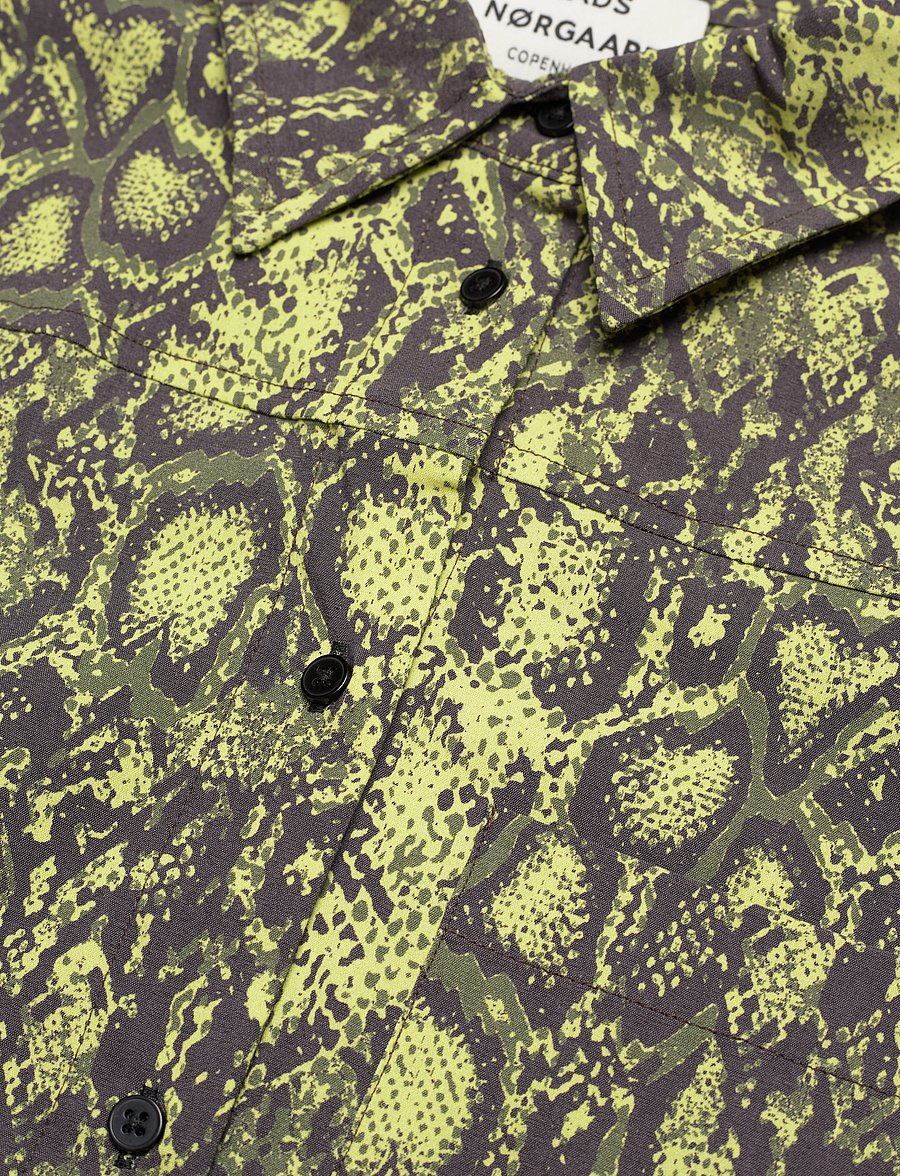 Mads Nørgaard - Colette Neu Shirt AOP - langærmede skjorter - snake aop / safety yellow - 2