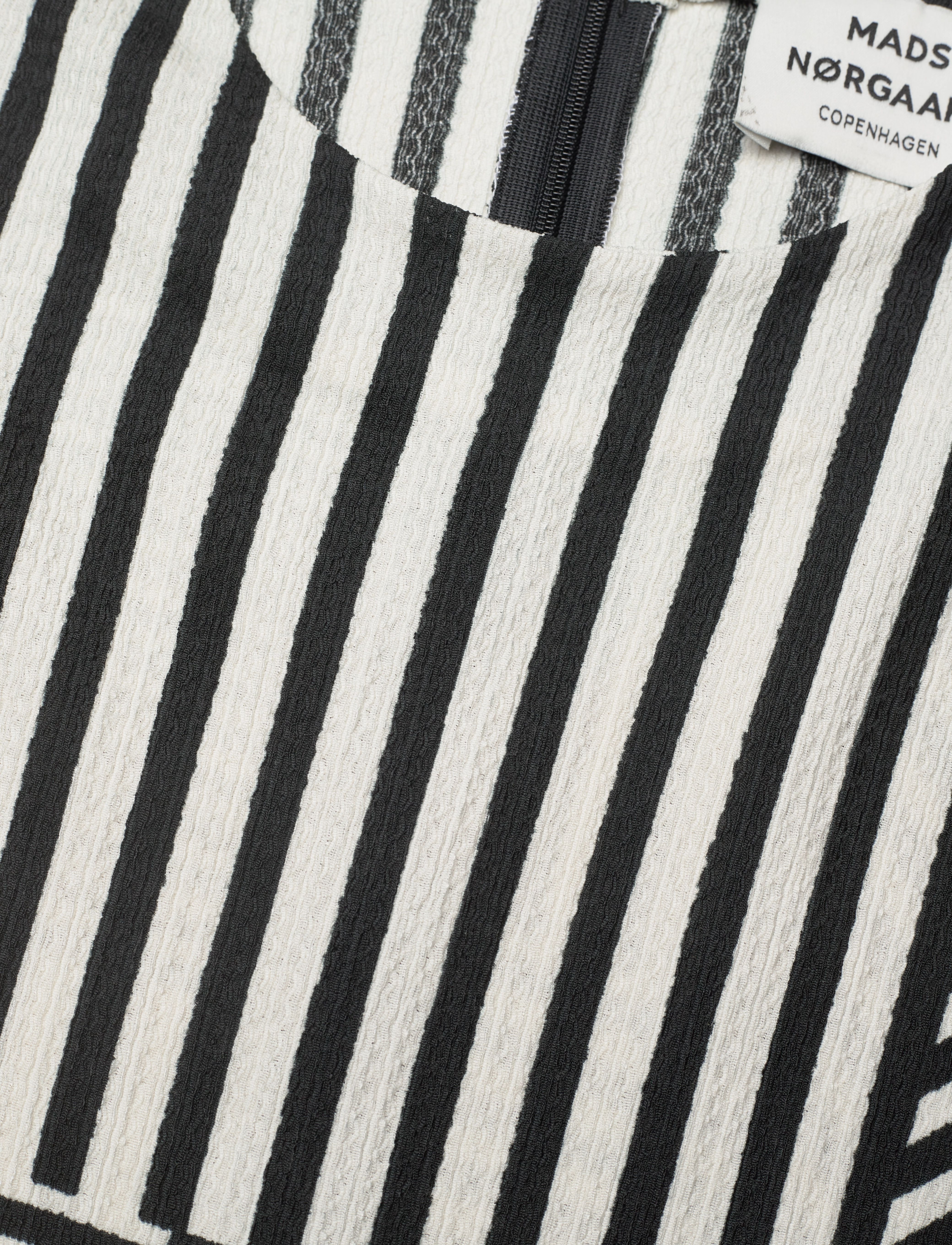 Mads Nørgaard - Pollux Beatriz Dress AOP - midi kjoler - stripe play aop/black - 2