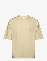 Mads Nørgaard - Heavy Dye Tony Tee - kortärmade t-shirts - vanilla custard - 0