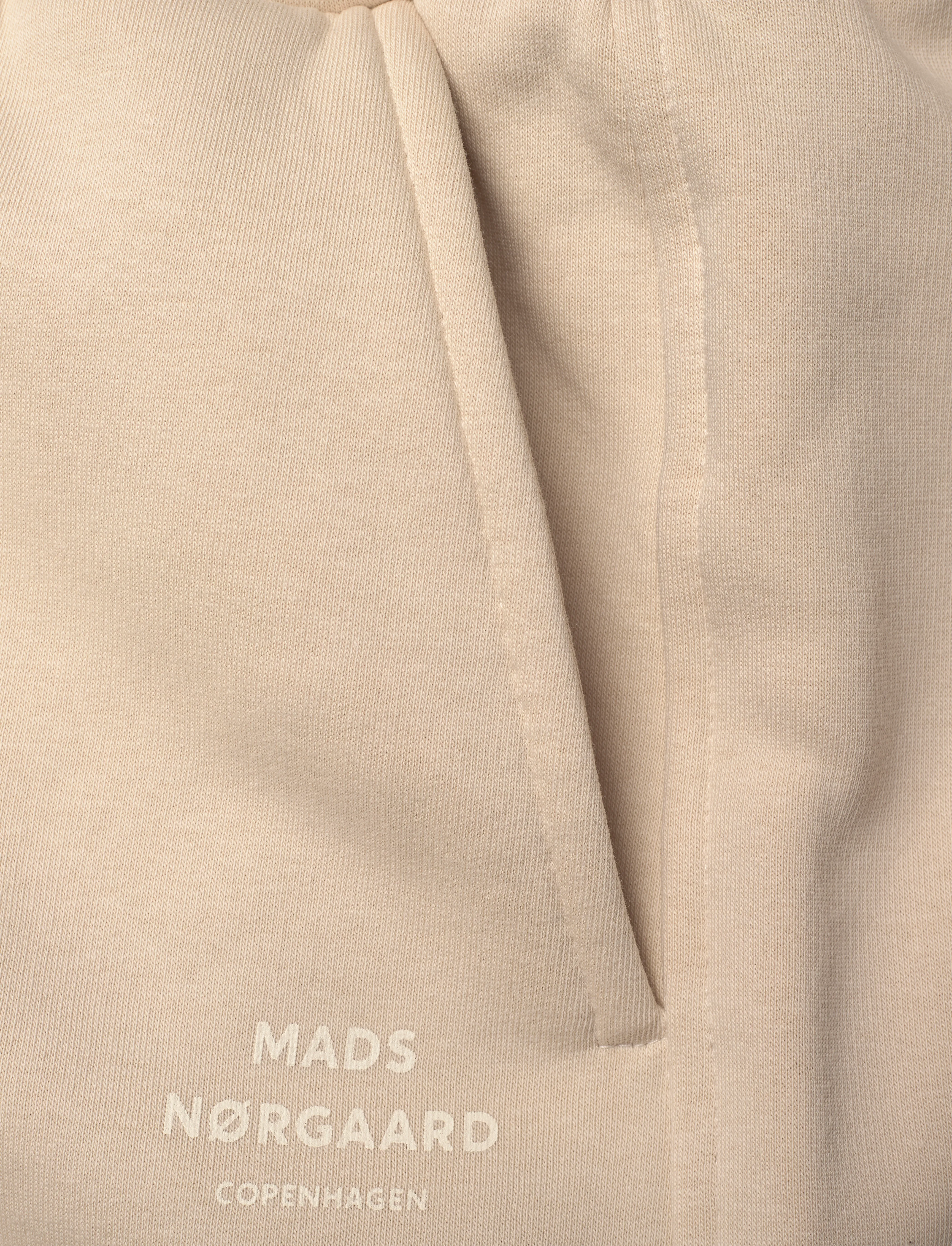 Mads Nørgaard - Standard Logo Shorts - rainy day - 2