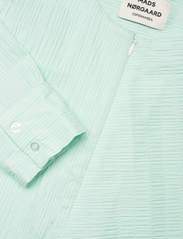 Mads Nørgaard - Crinckle Pop Fleur Shirt - marškiniai ilgomis rankovėmis - cabbage/honeydew - 2