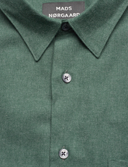 Mads Nørgaard - Flamel Sune Shirt - basic overhemden - darkest spruce - 2
