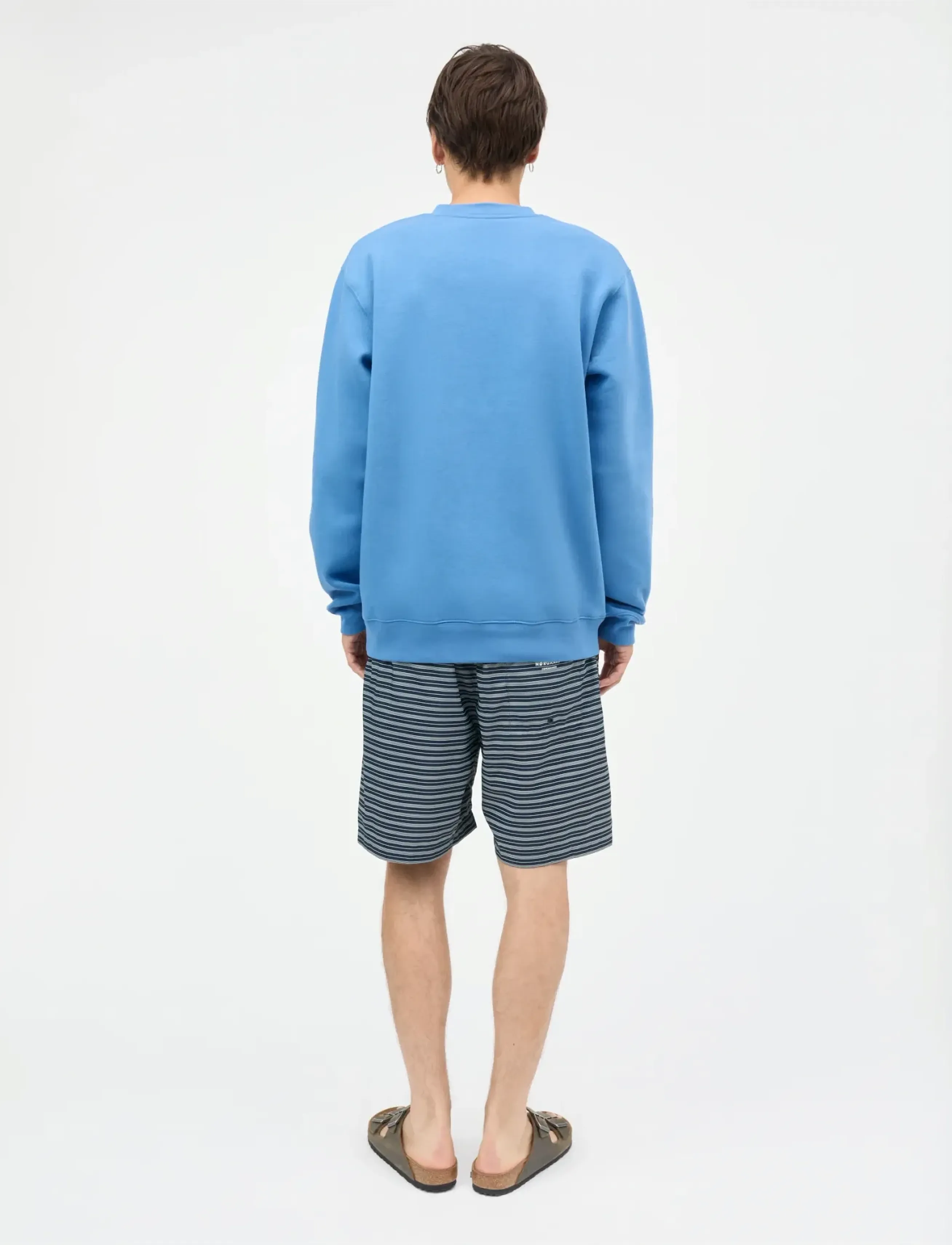 Mads Nørgaard - Standard Crew Logo Sweat - vacation essentials - riviera - 2
