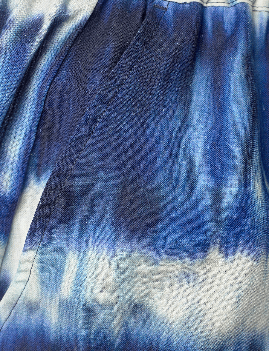Mads Nørgaard - Colin Lora Shorts AOP - casual shorts - tie dye stripe aop merthyl blu - 2