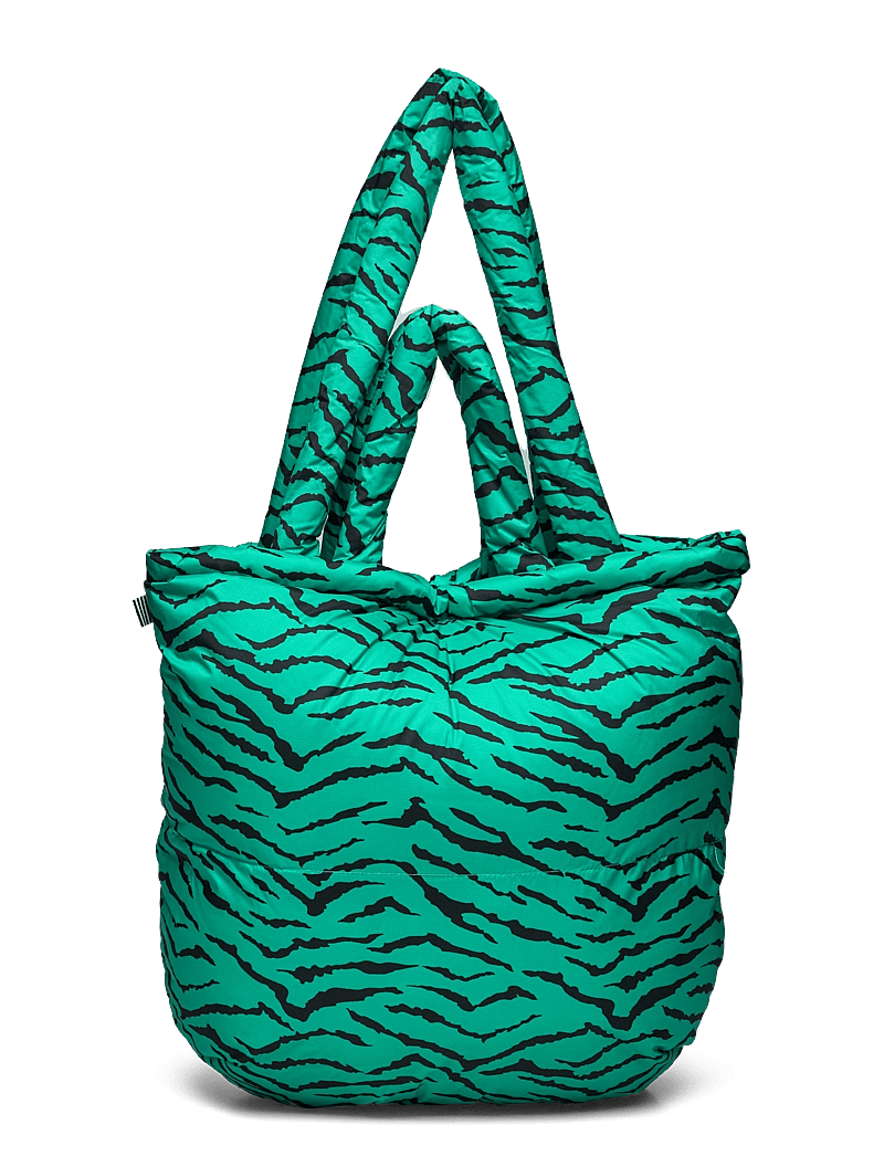 Mads Nørgaard - Recycle Pillow AOP Bag - tote bags - mint leaf/black - 1