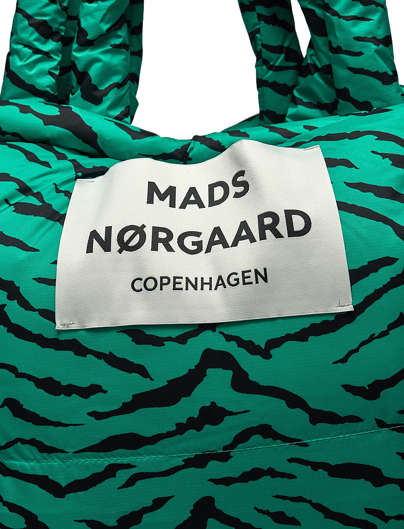 Mads Nørgaard - Recycle Pillow AOP Bag - tote bags - mint leaf/black - 3