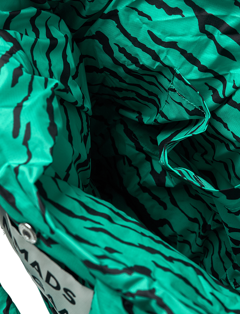 Mads Nørgaard - Recycle Pillow AOP Bag - tote bags - mint leaf/black - 4