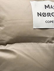 Mads Nørgaard - Sheer Ripstop Pillow Bag - juhlamuotia outlet-hintaan - laurel oak - 3