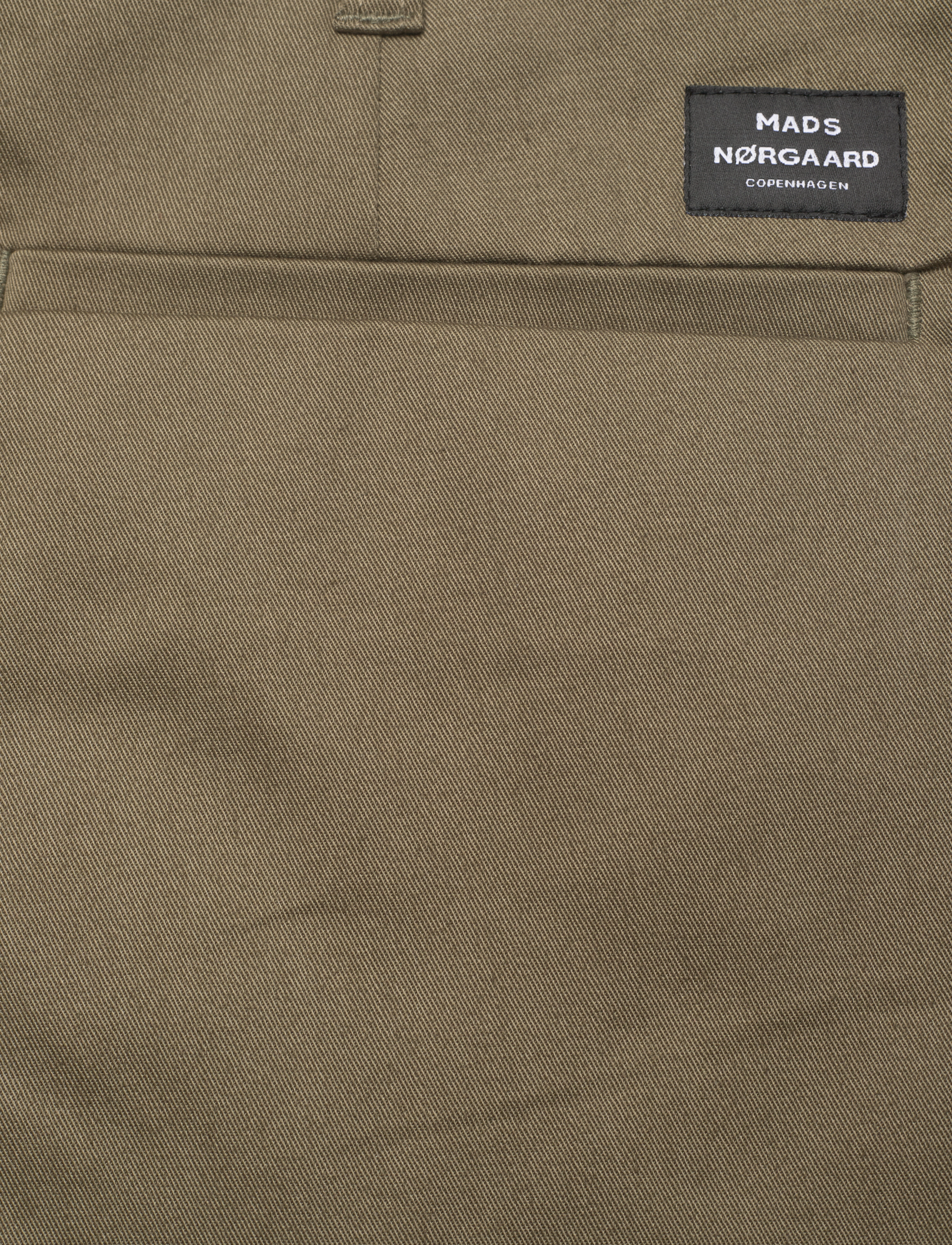 Mads Nørgaard - Cotton Twill Stretch Elias Shorts - chinos shorts - kalamata - 4