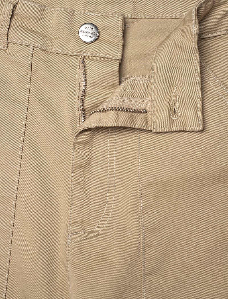 Mads Nørgaard - Twilla Bonnie Pants - vida byxor - trench coat - 3