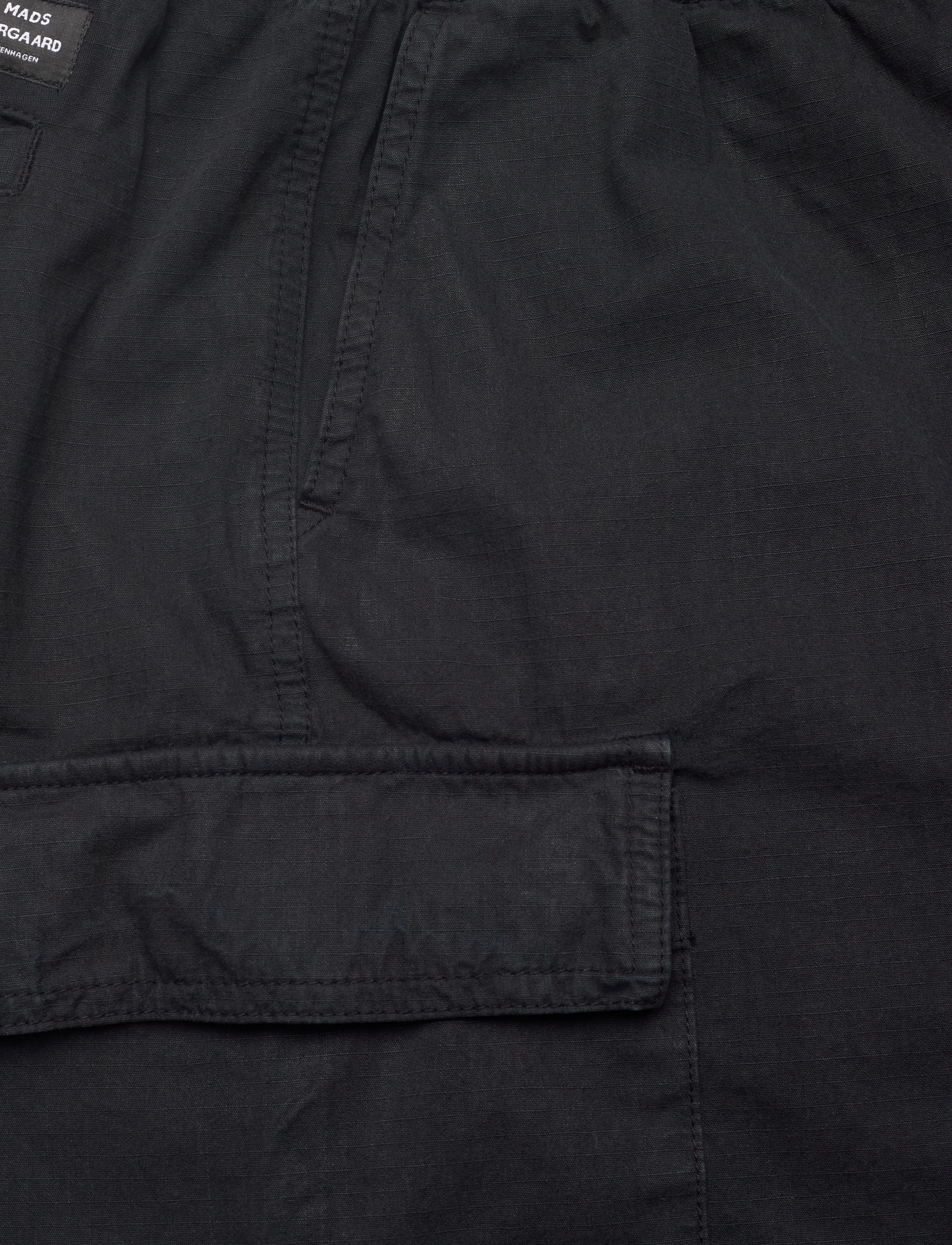Mads Nørgaard - Cotton Ripstop Cargo Shorts - lühikesed kargopüksid - black - 2