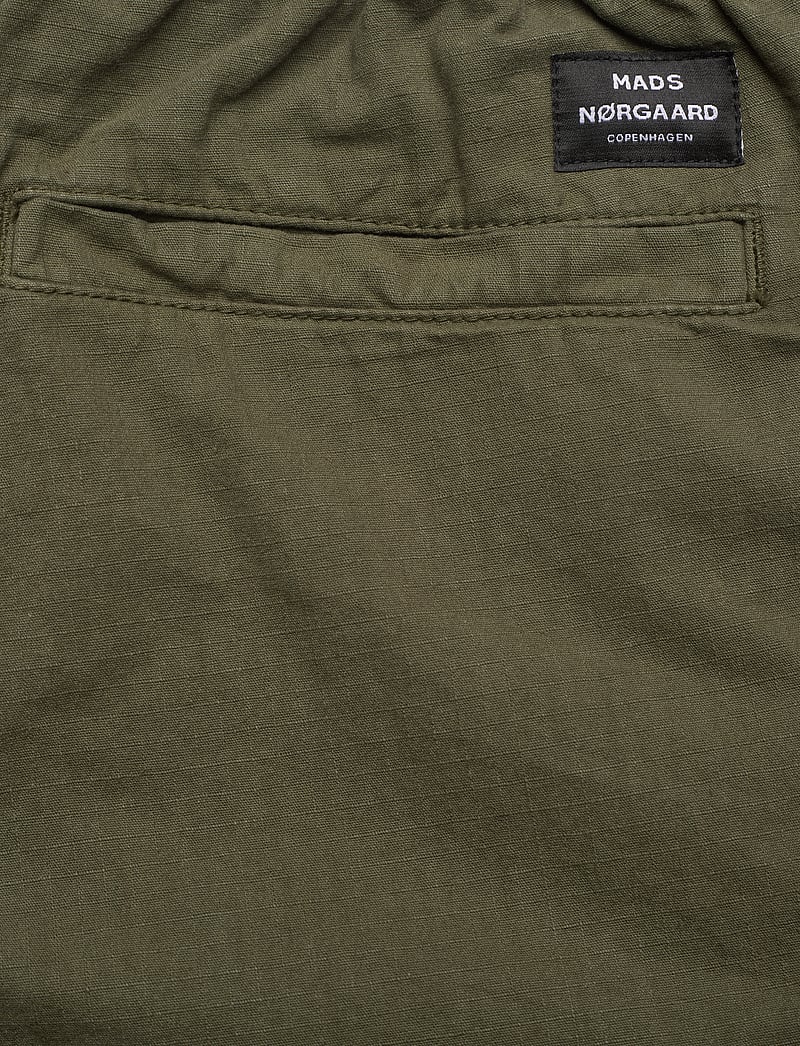 Mads Nørgaard - Cotton Ripstop Cargo Shorts - cargo shorts - kalamata - 4