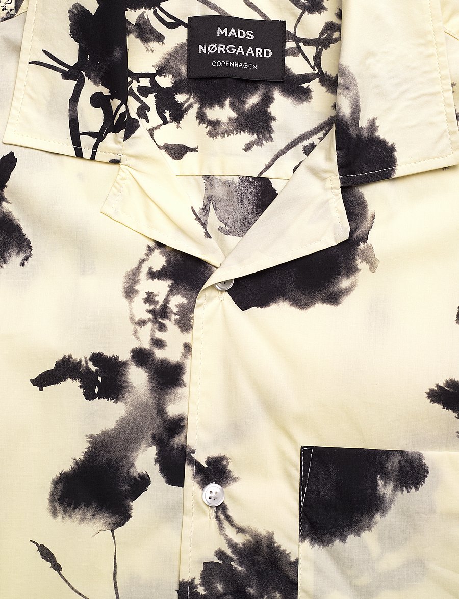 Mads Nørgaard - Organic Cotton Poplin Kenji AOP Shirt SS - kurzarmhemden - tender yellow - 2