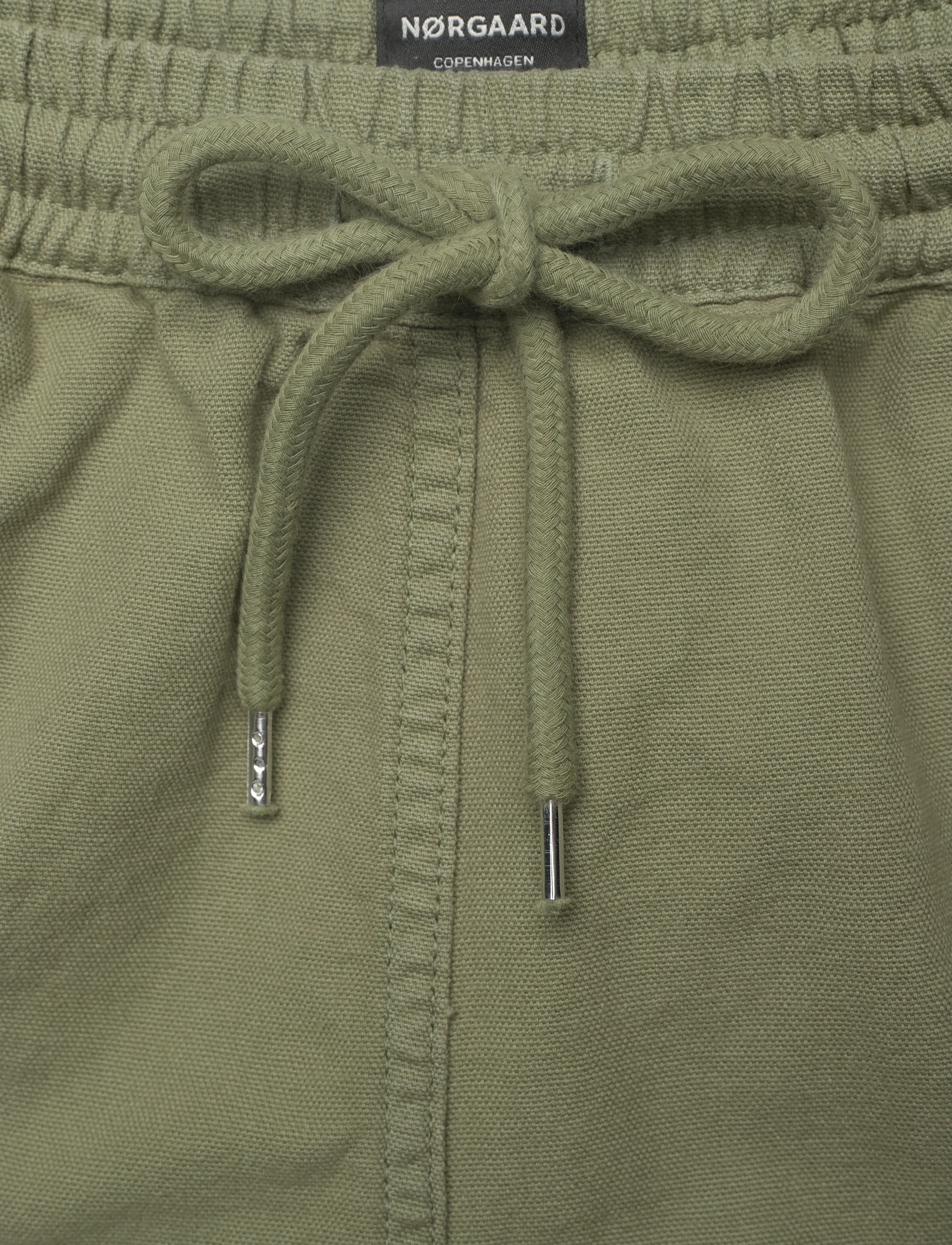 Mads Nørgaard - Dyed Canvas Beach Shorts - rennot shortsit - oil green - 3