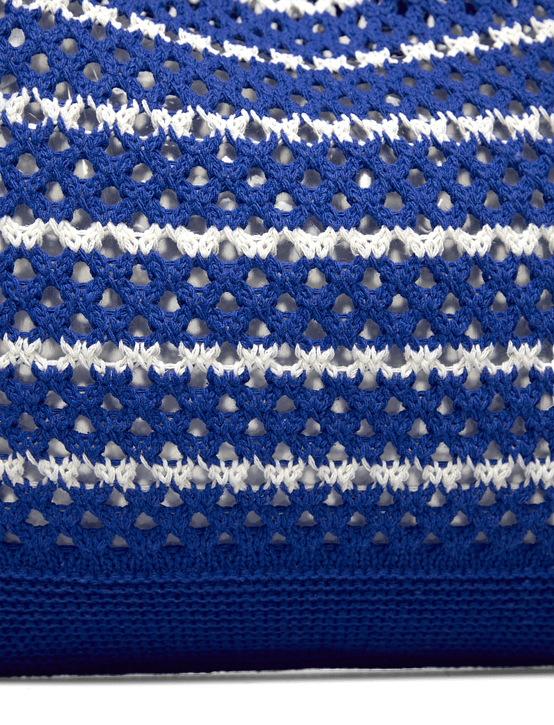 Mads Nørgaard - Belly Beach Net - surf the web/vanilla ice - 3