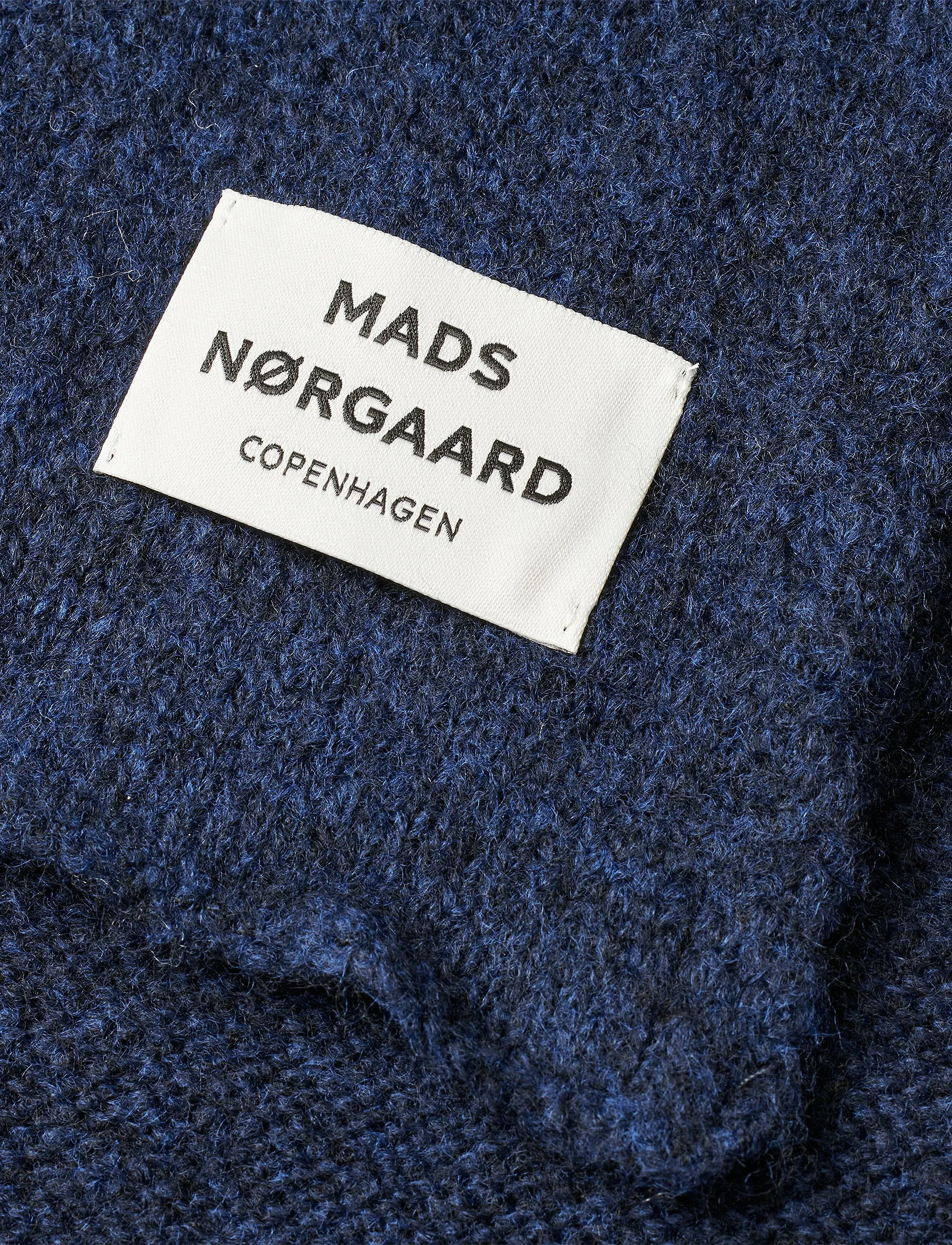 Mads Nørgaard - Tosca Alona Scarf - léttir treflar - peacoat - 1