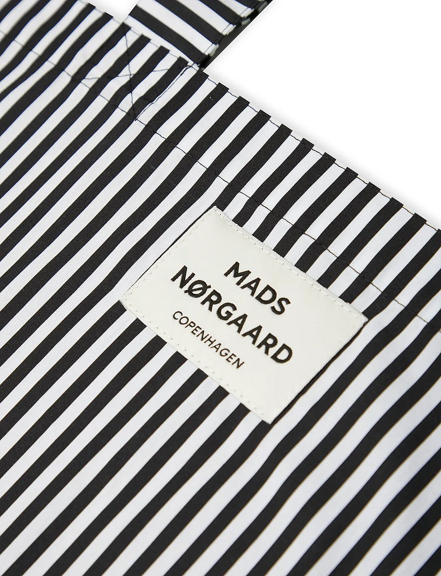 Mads Nørgaard - Sacky Atoma Bag - tote bags - black - 1