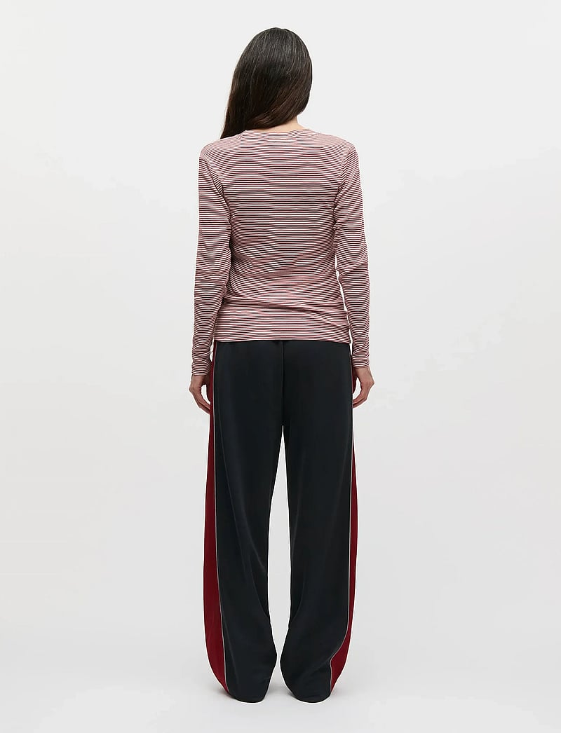 Mads Nørgaard - 2x2 Cotton Stripe Tuba Tee LS - hauts à manches longues - winery/vanilla ice - 2