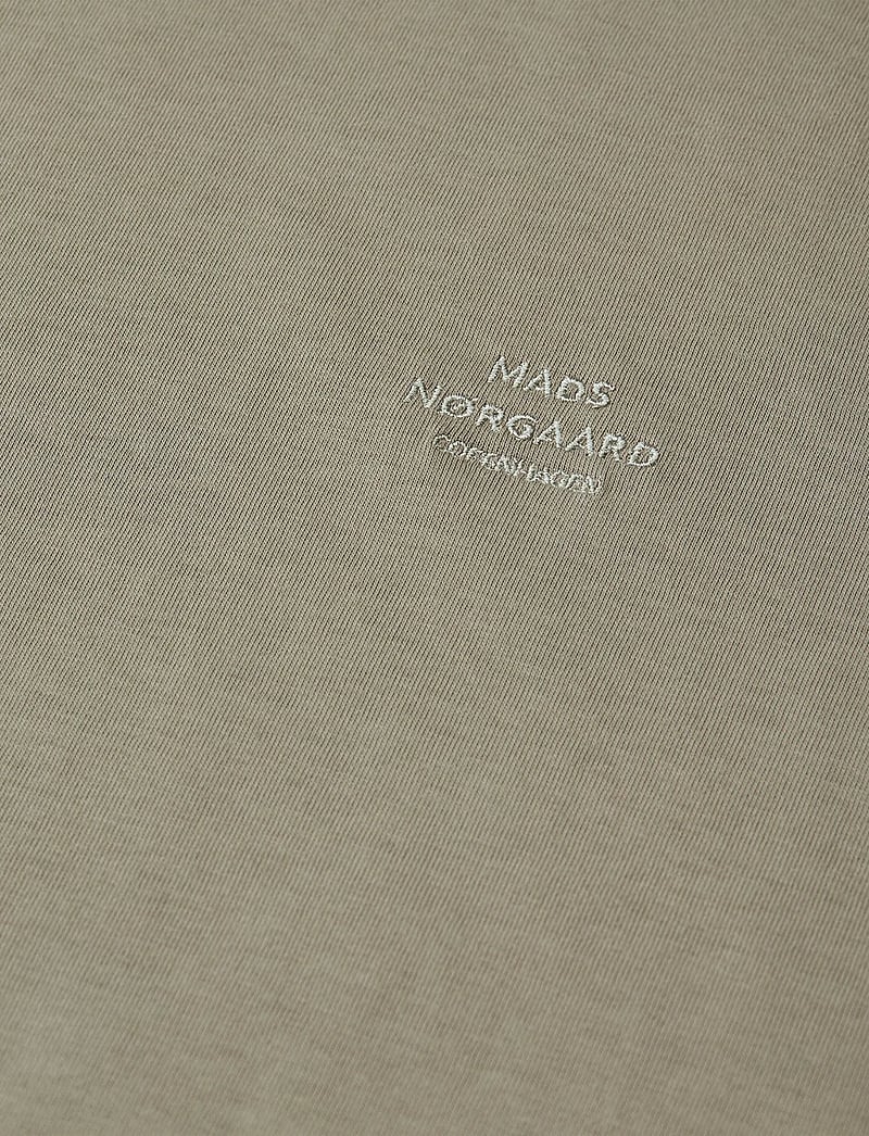 Mads Nørgaard - Cotton Jersey Frode Logo Tee FAV - kurzärmelig - overland trek - 1