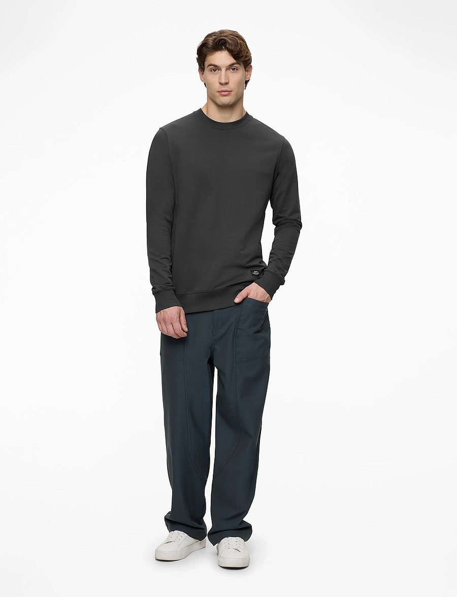 Mads Nørgaard - Light Terry Asker Sweat - collegepaidat - asphalt - 2