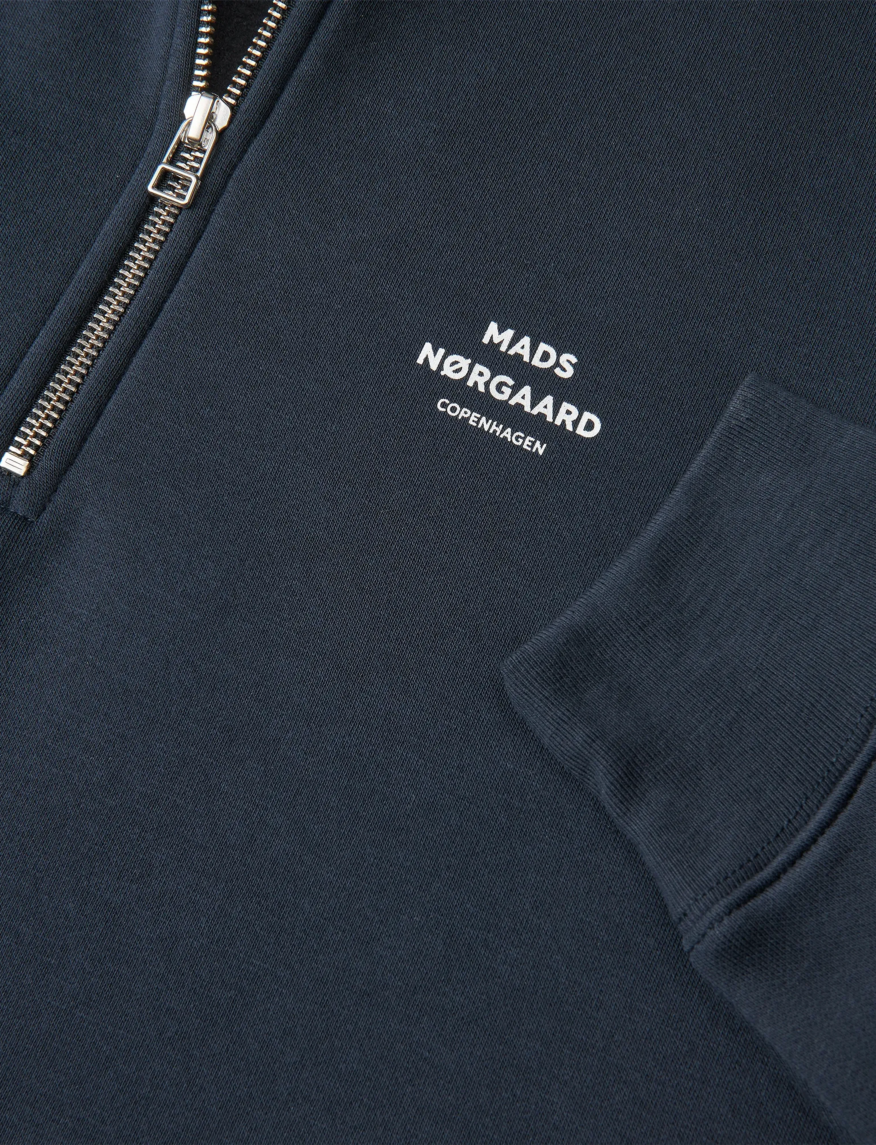 Mads Nørgaard - Standard Half Zip Logo Sweat - shop efter anledning - parisian night - 1
