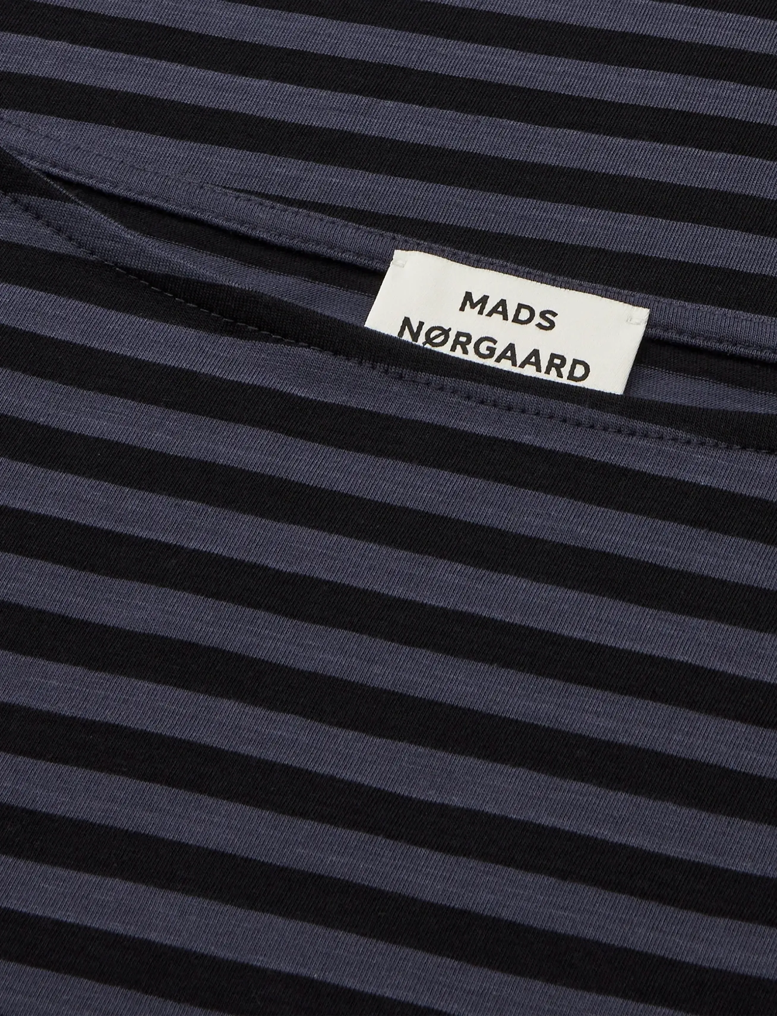 Mads Nørgaard - Soft Single Silke Tee LS - pitkähihaiset t-paidat - parisian night/black - 3