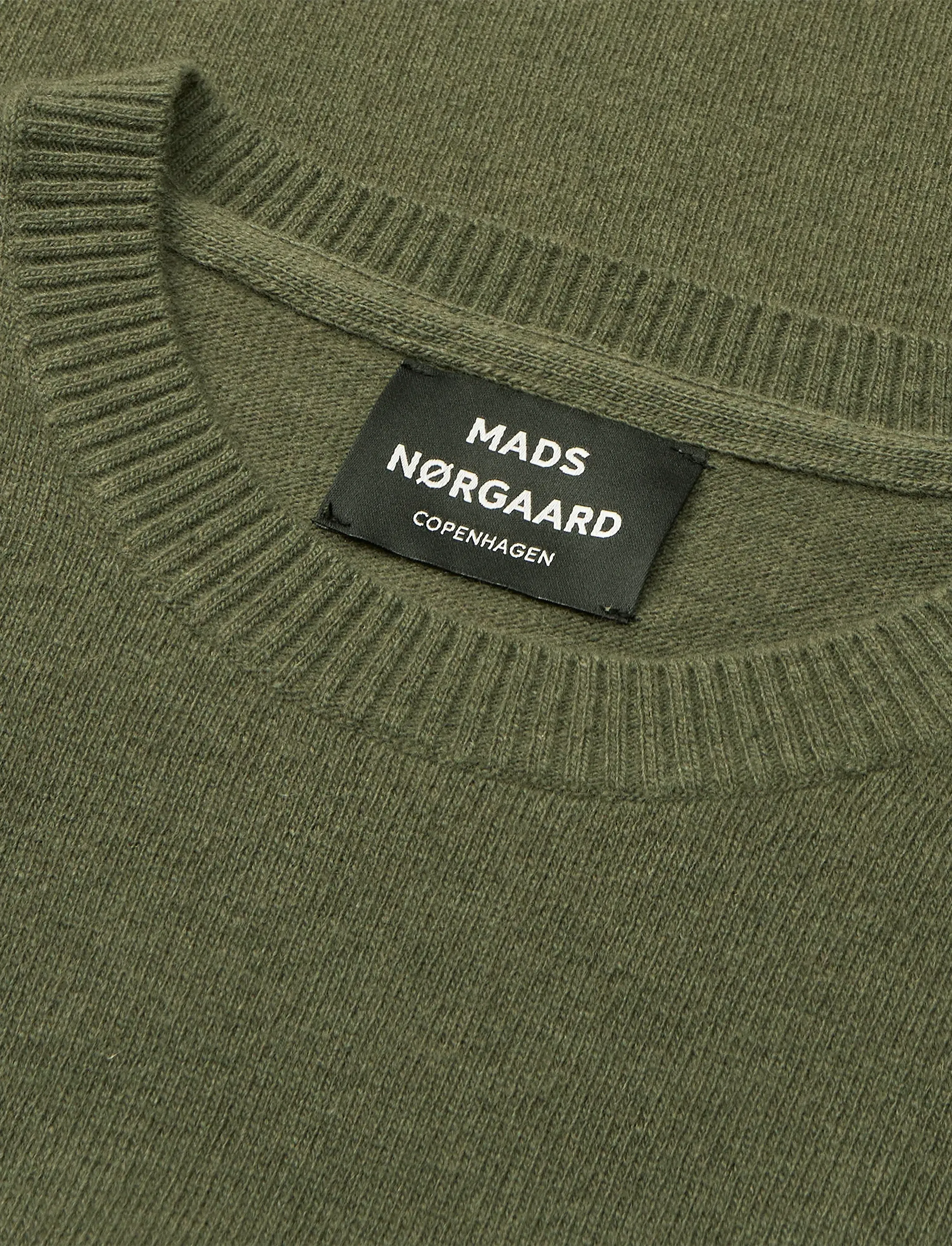 Mads Nørgaard - Super Wool Karsten Knit - rundhalsad - four leaf clover - 1