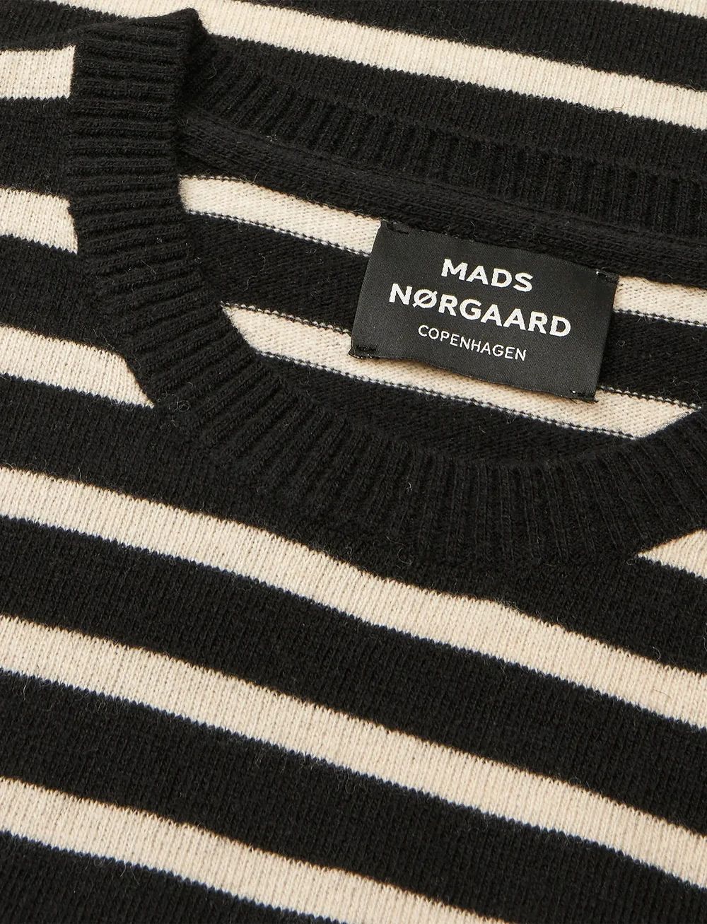 Mads Nørgaard - Super Wool Karsten Stripe Knit - rund hals - black/rainy day - 1