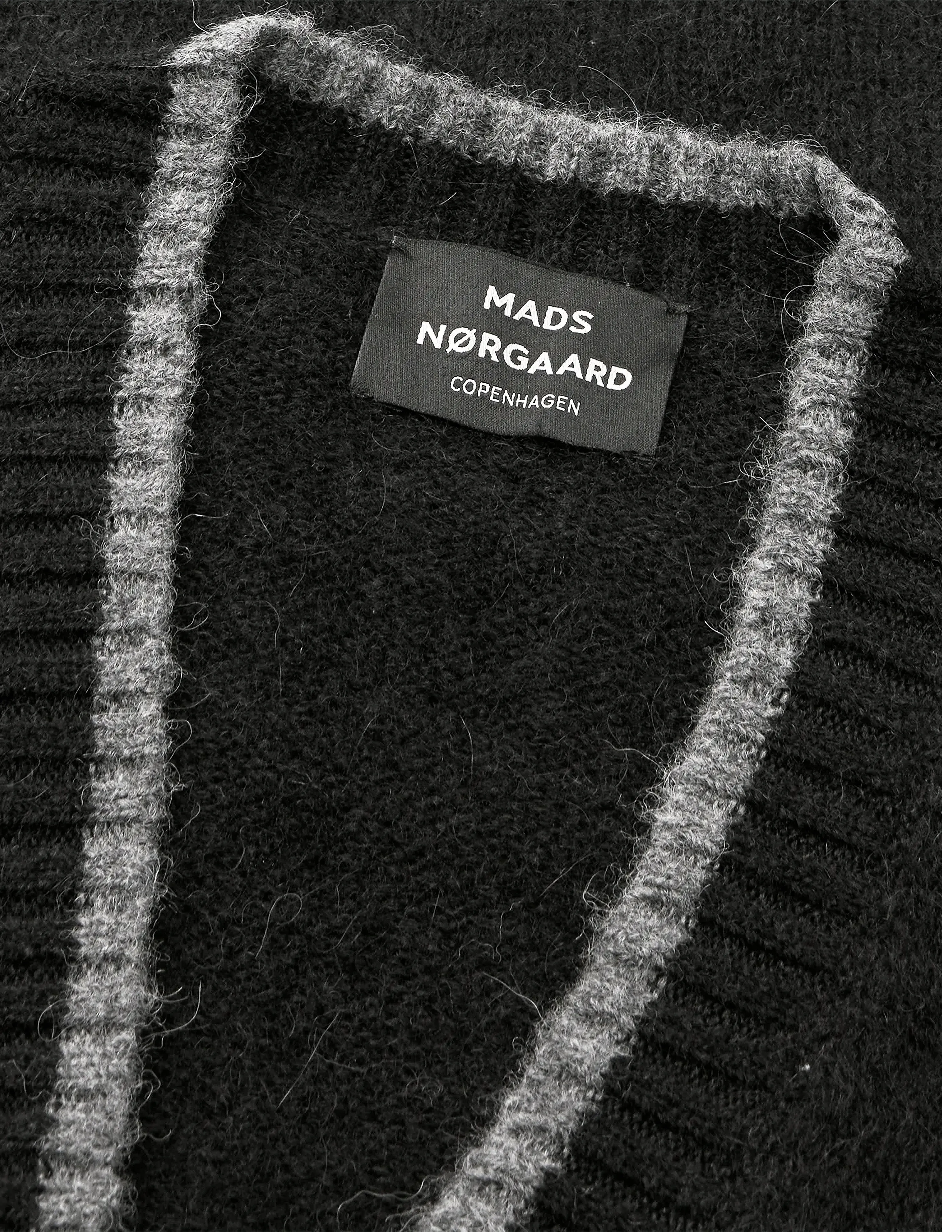 Mads Nørgaard - Alpaca Vilhelm Cardigan Knit - kardiganai - black - 3