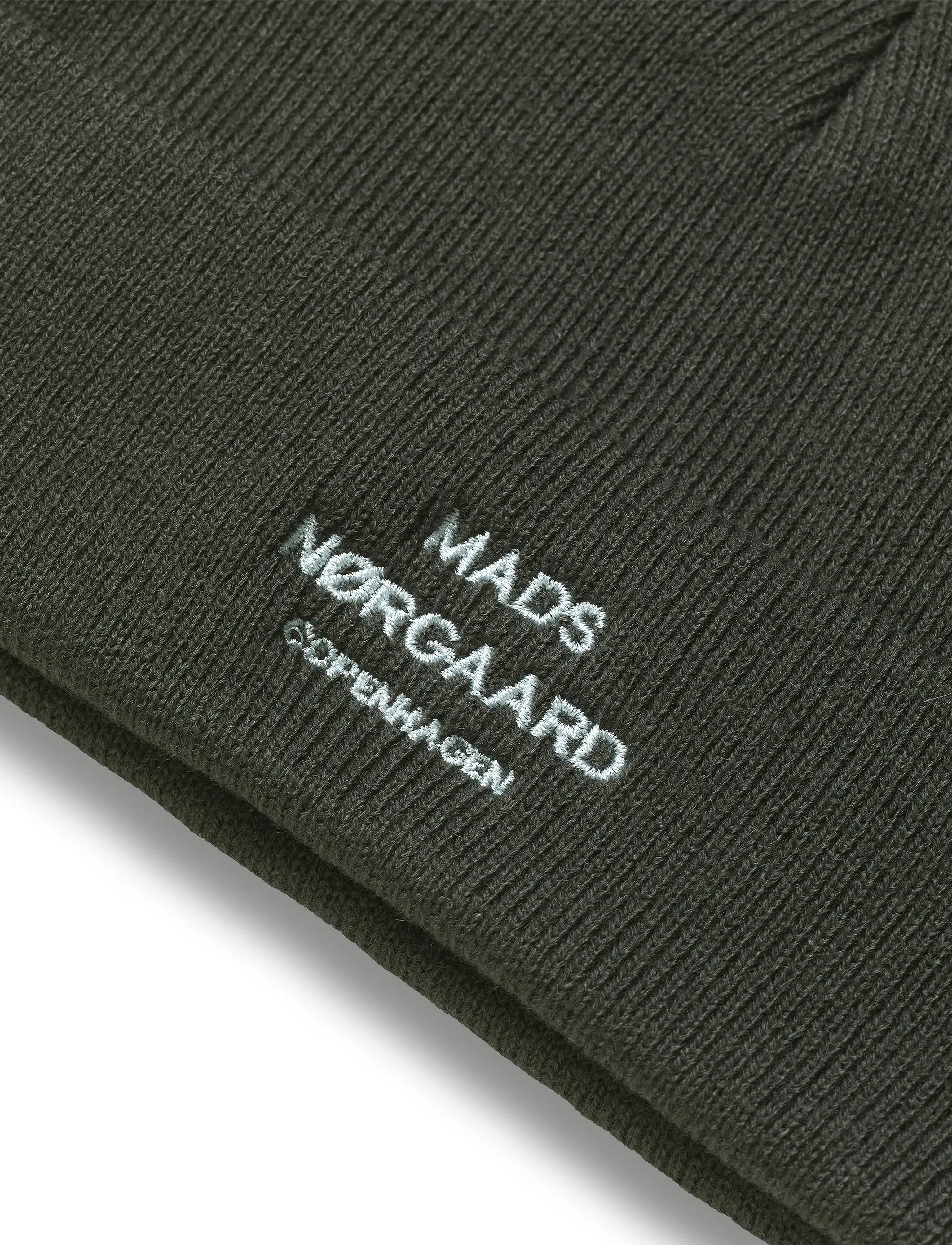 Mads Nørgaard - Isak Ambas Logo Beanie - shop by occasion - asphalt - 1