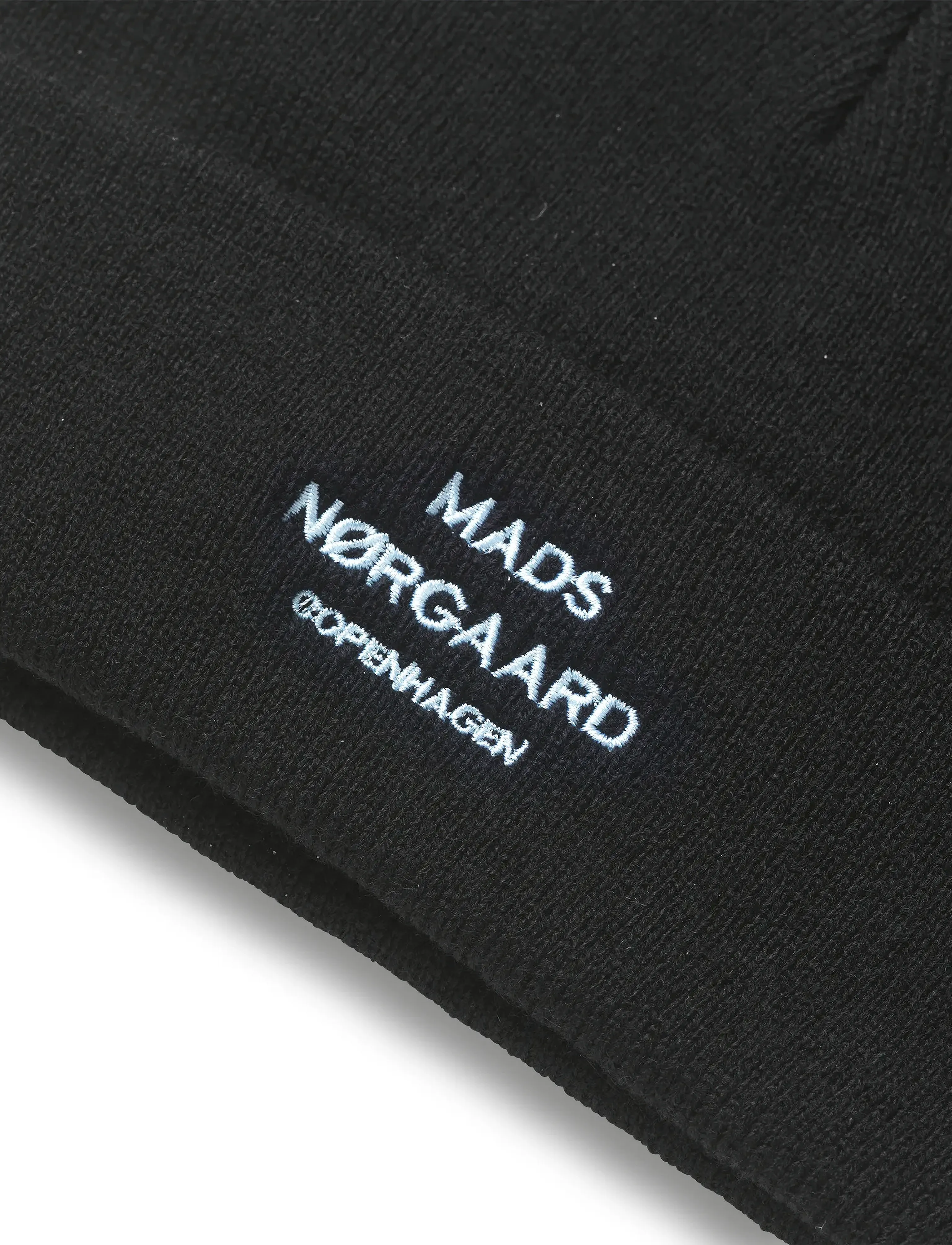 Mads Nørgaard - Isak Ambas Logo Beanie - shop by occasion - black - 1