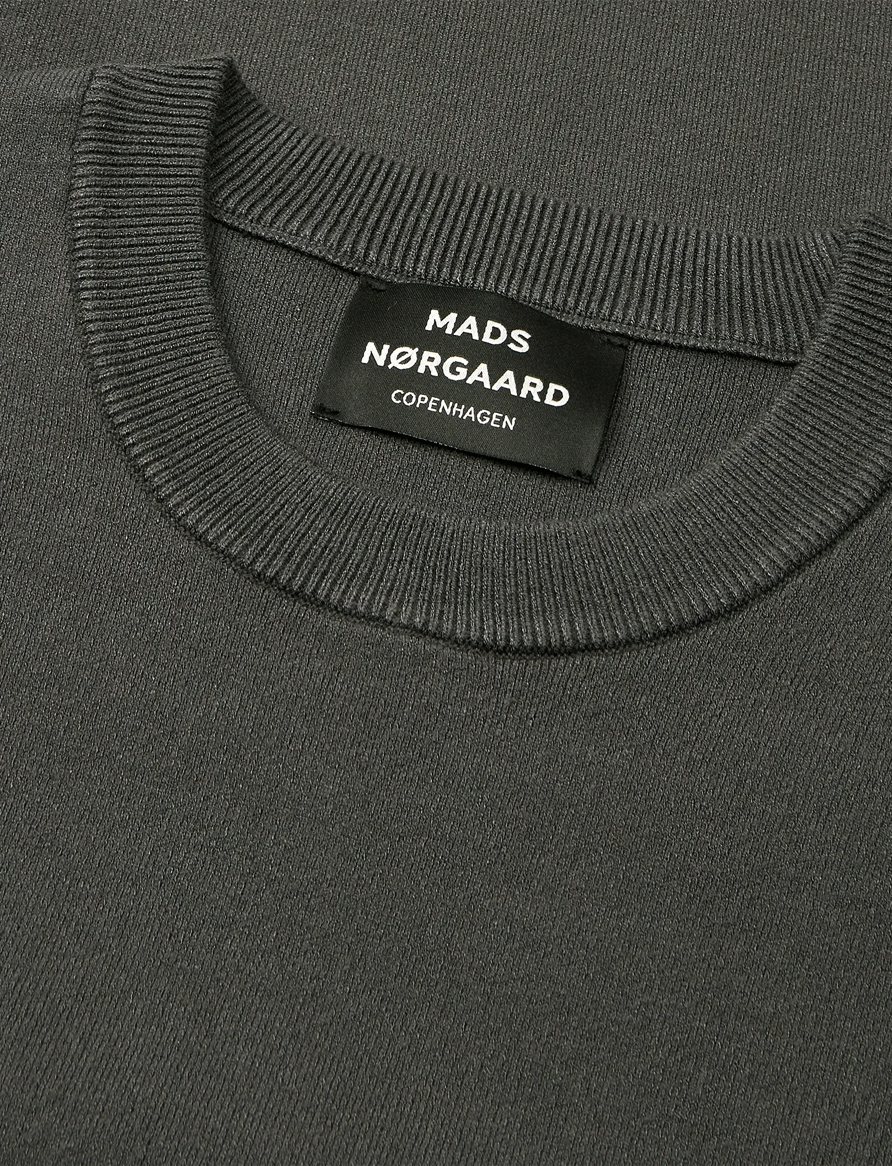 Mads Nørgaard - Urban Chase Knit - rundhals - asphalt - 1