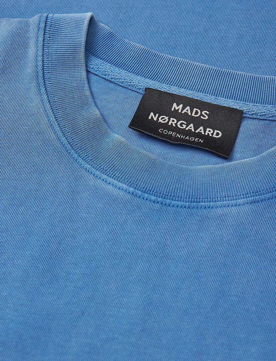 Mads Nørgaard - Combed Jersey Dye Thorbjørn Tee - kortærmede t-shirts - bright cobalt - 3
