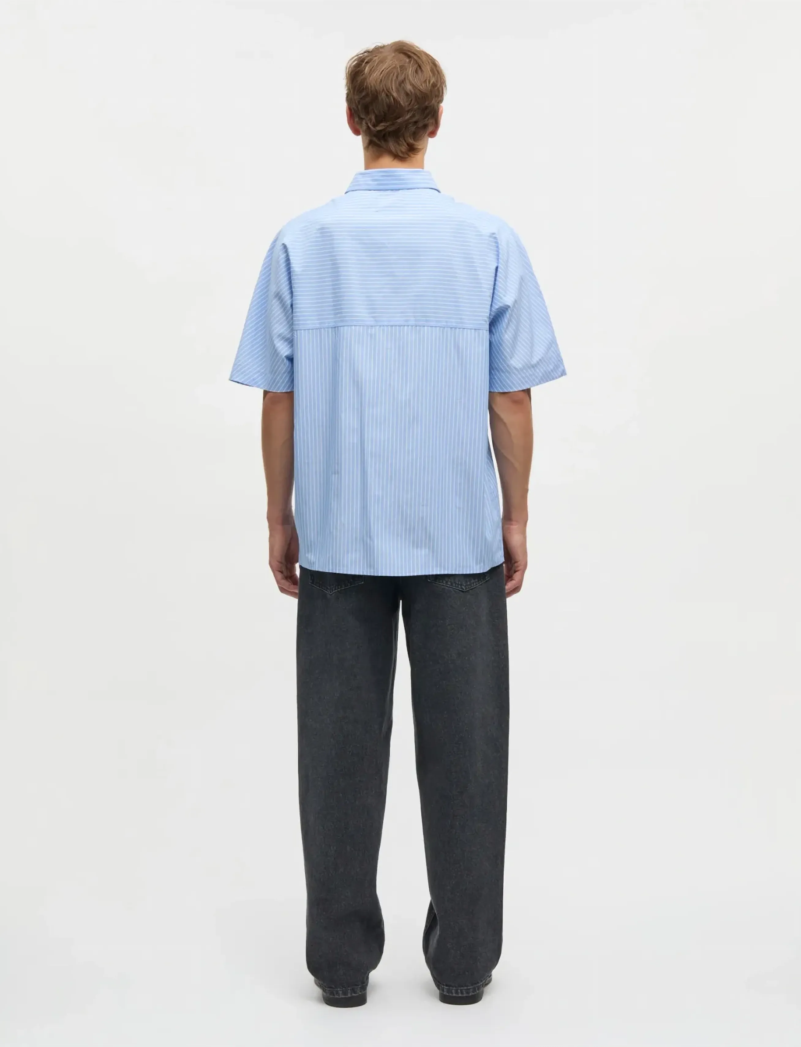 Mads Nørgaard - Prime Cotton Poplin Breuer Shirt - kortærmede skjorter - white/bright cobalt stripe - 2
