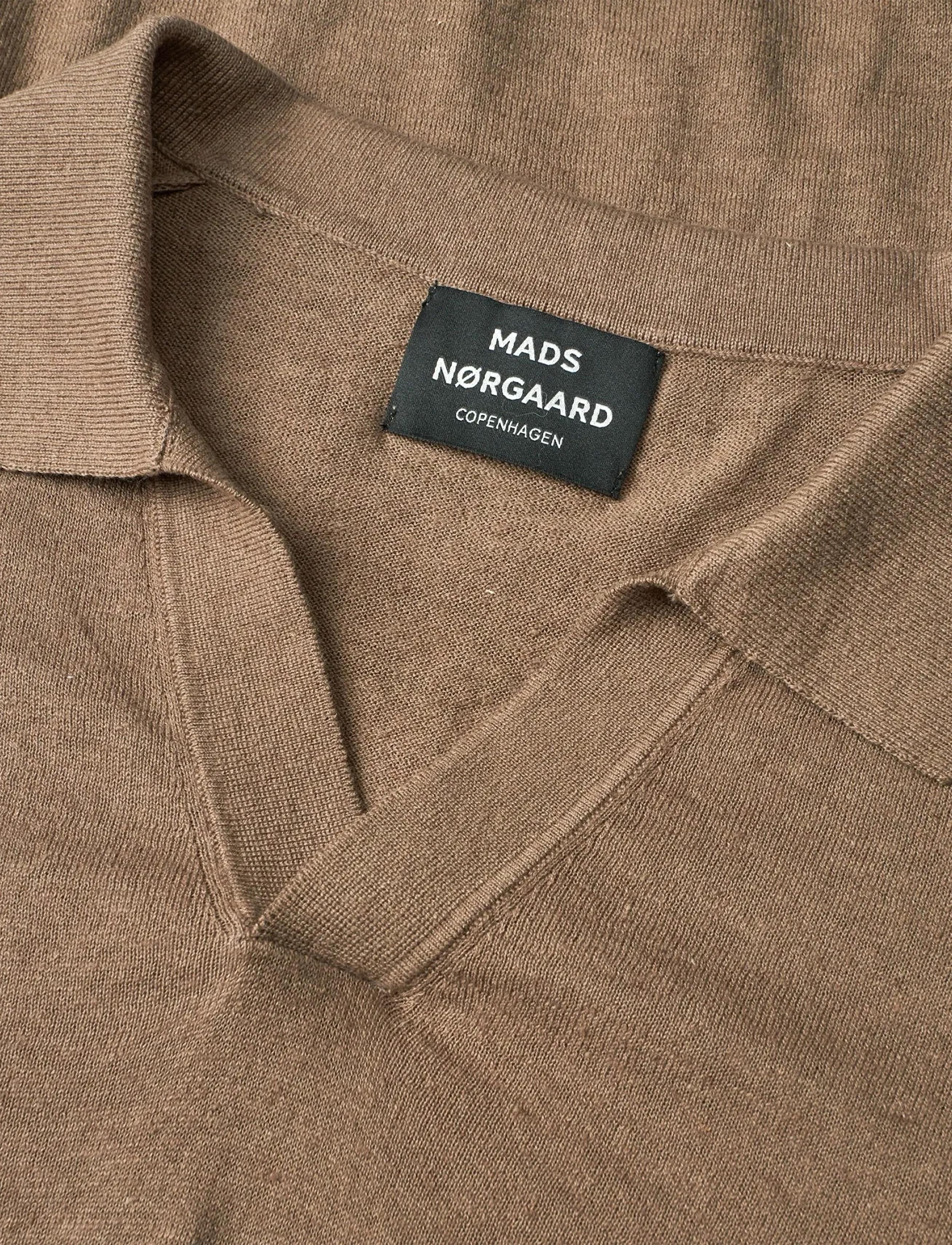 Mads Nørgaard - Cotton Lino Theo Polo Knit - polo marškinėliai trumpomis rankovėmis - walnut - 1