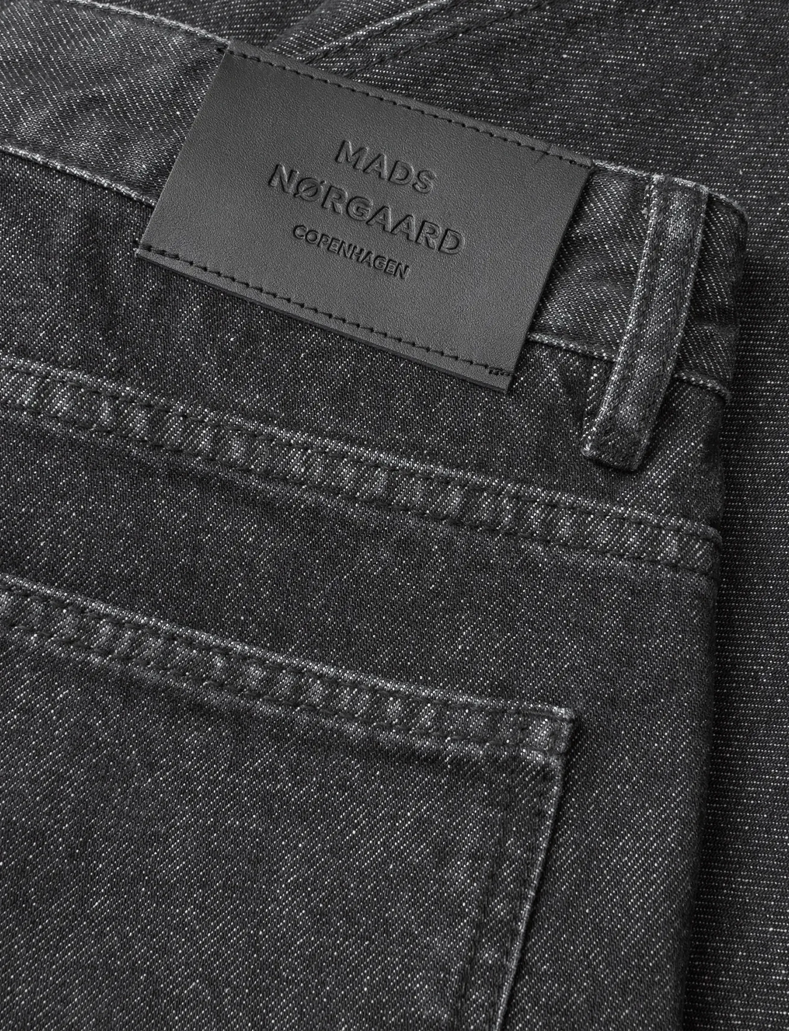Mads Nørgaard - Arizona Black Denim Coen Shorts - jorts - black grey stone wash - 3