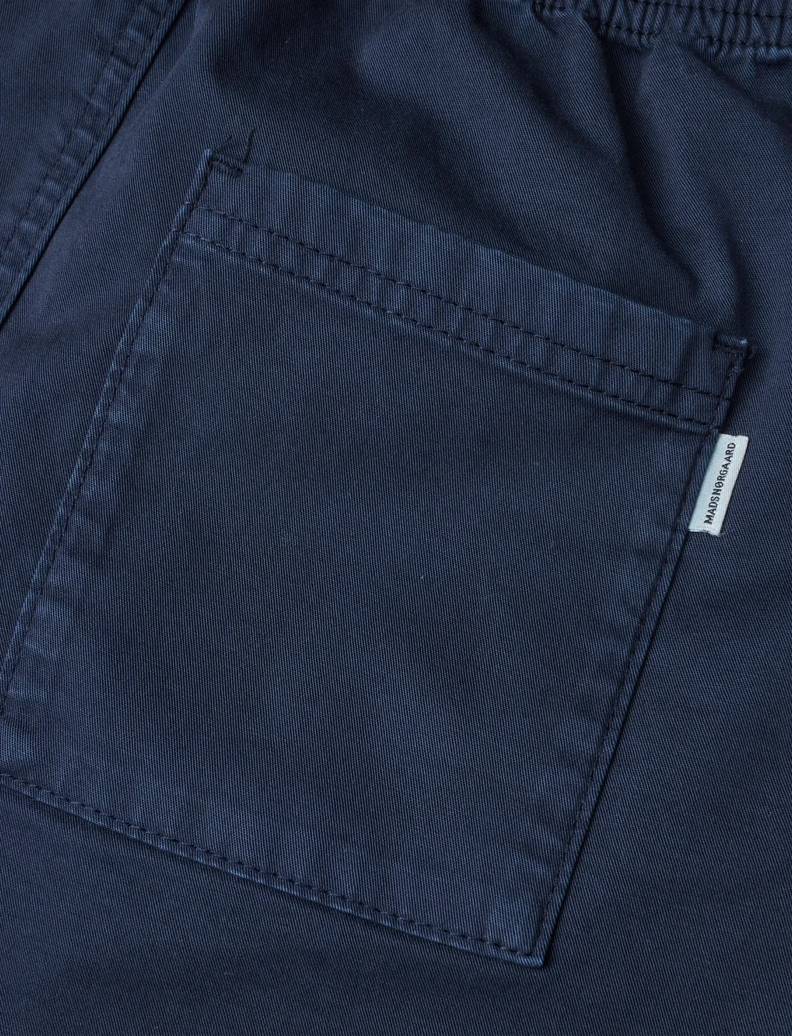 Mads Nørgaard - Stretch Twill Seano Shorts - chino-shorts - sky captain - 4