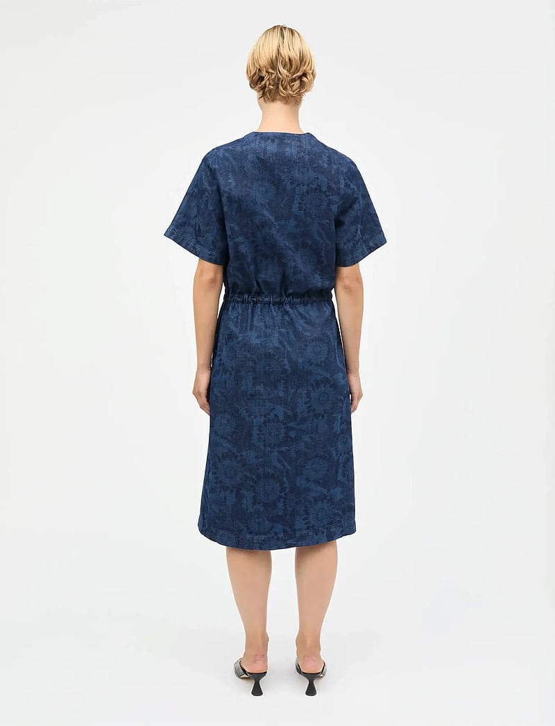 Mads Nørgaard - Lazor Denim Sanne Dress - hemdkleider - sunflower aop - 2