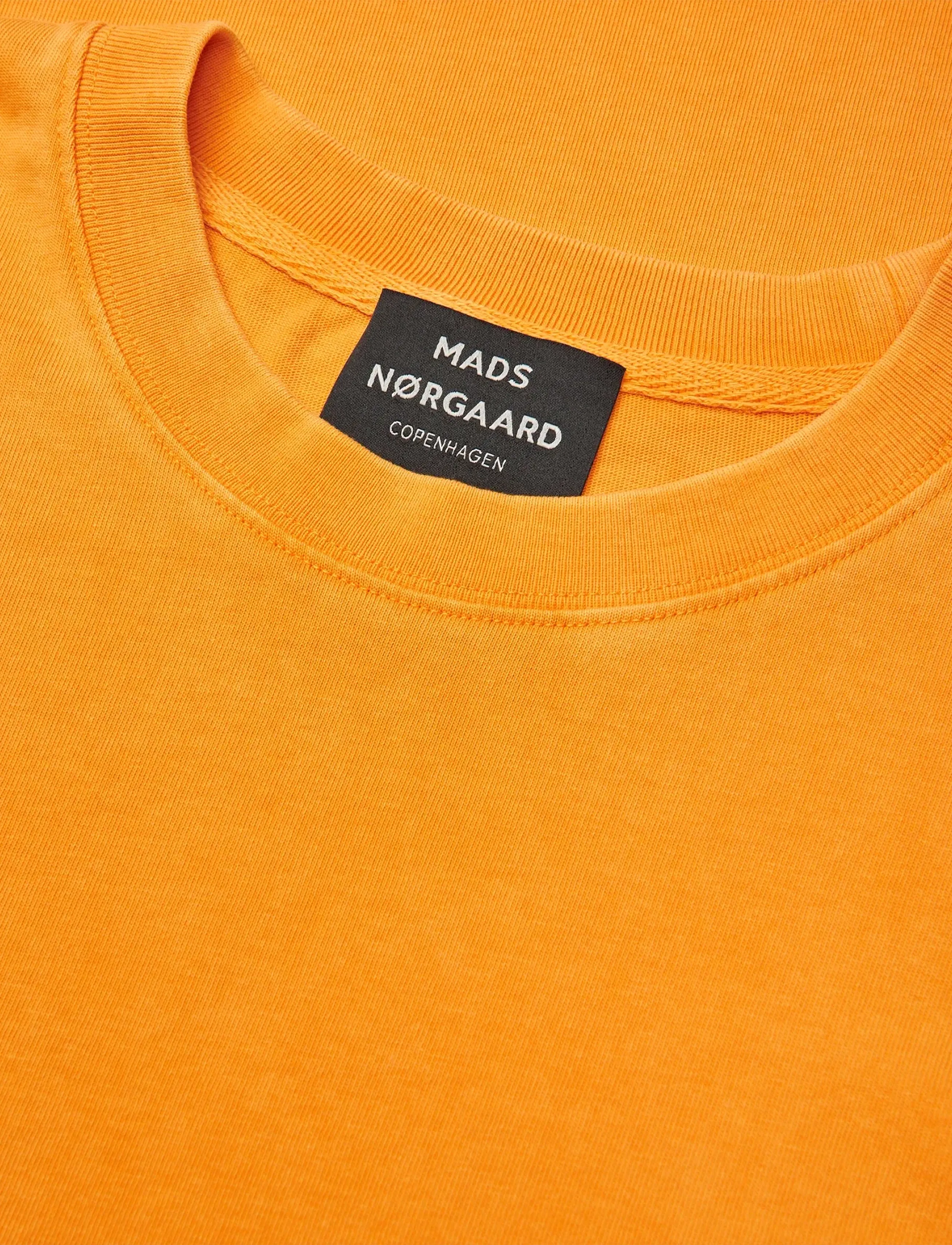 Mads Nørgaard - Combed Jersey Dye Thorbjørn Tee - short-sleeved t-shirts - zinnia - 3